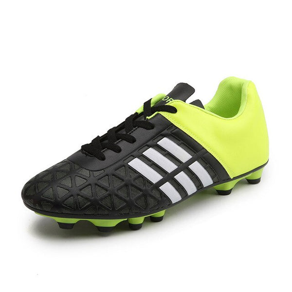 ZHENZU New Football Boots Men Soccer Shoes